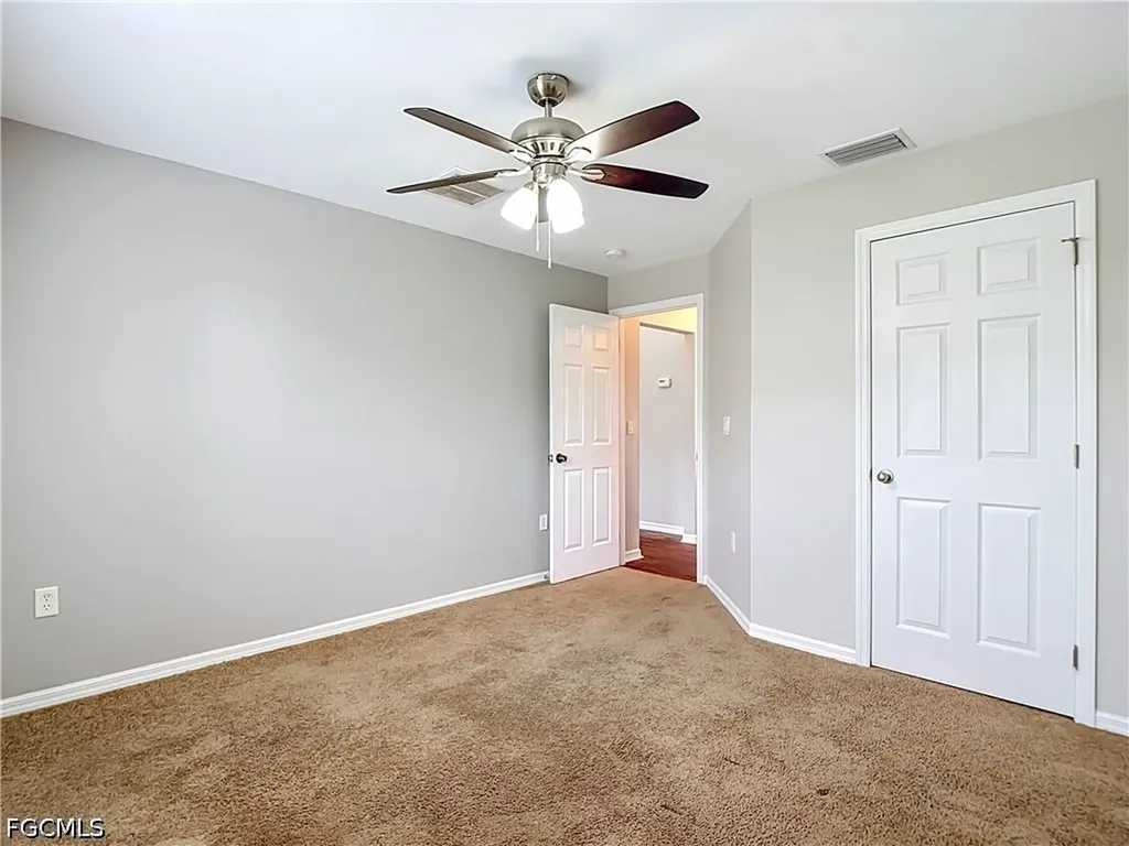 3511 SW 8th Place Cape Coral FL 33914