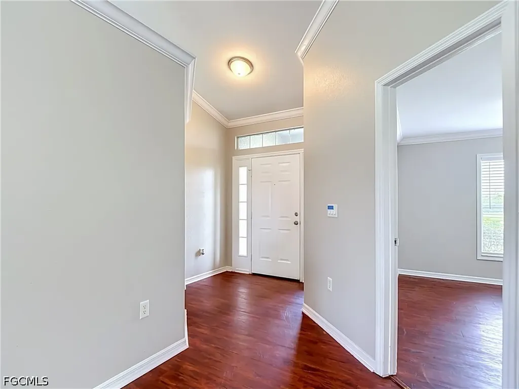 3511 SW 8th Place Cape Coral FL 33914