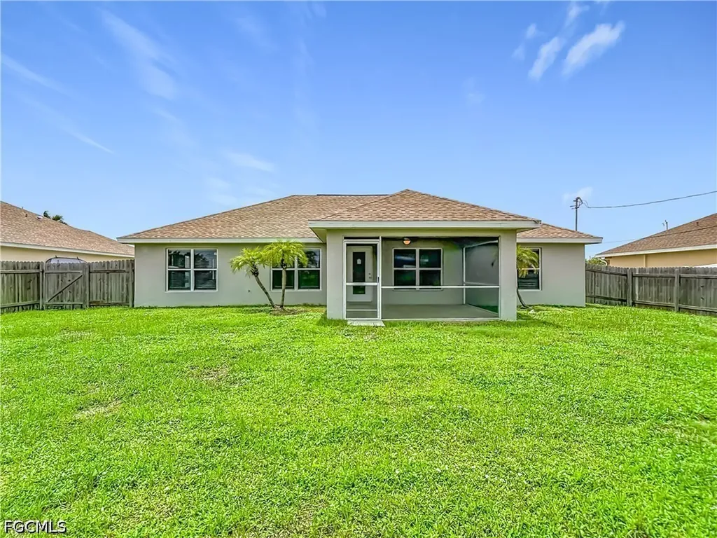 3511 SW 8th Place Cape Coral FL 33914