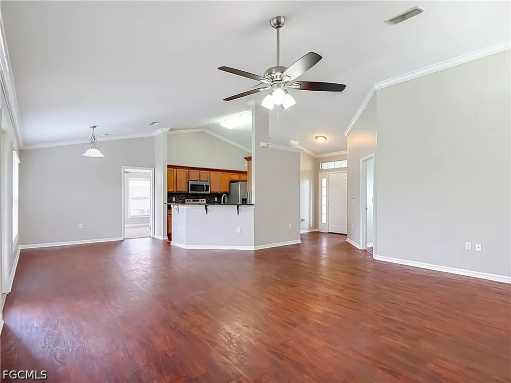 3511 SW 8th Place Cape Coral FL 33914