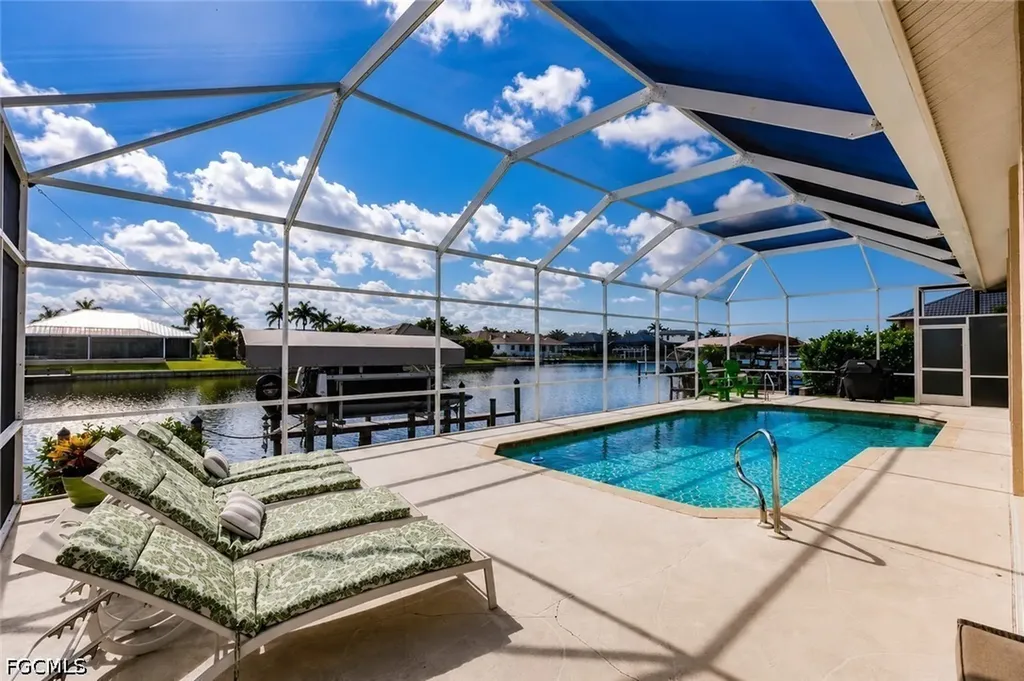 4315 SW 26th Court Cape Coral FL 33914