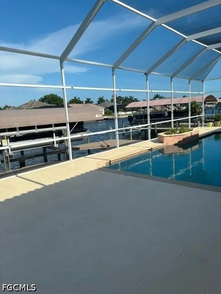 4315 SW 26th Court Cape Coral FL 33914