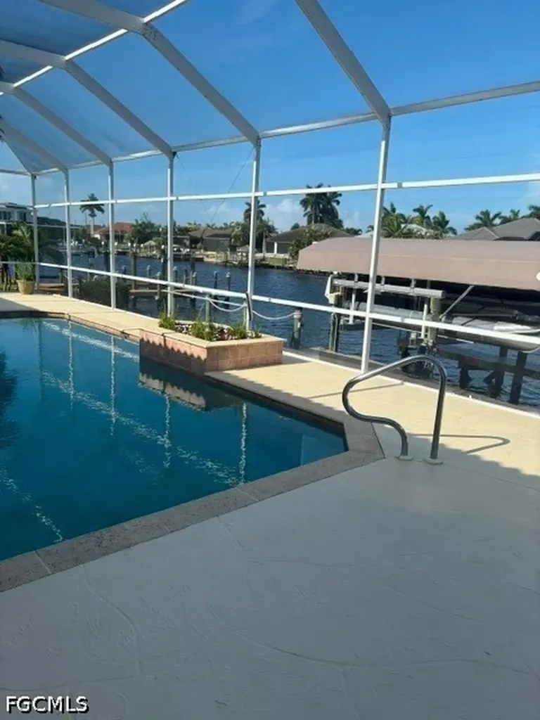 4315 SW 26th Court Cape Coral FL 33914