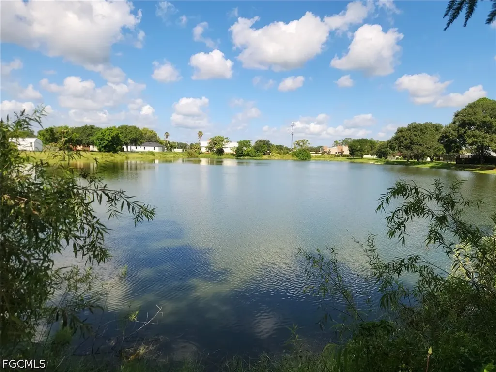 1107 N 11th Street Immokalee FL 34142
