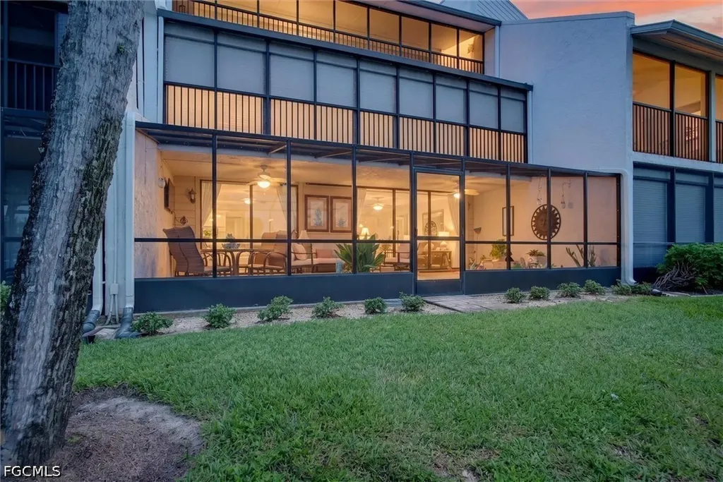 16424 Timberlakes Drive Fort Myers FL 33908