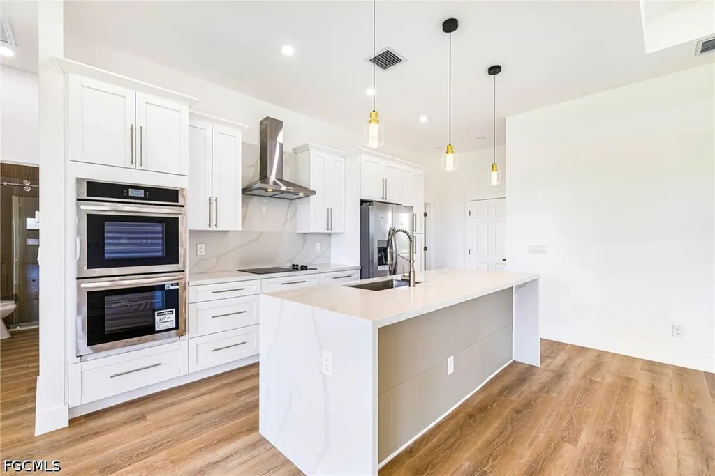 1124 NW 31st Avenue Cape Coral FL 33993