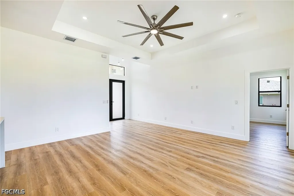1124 NW 31st Avenue Cape Coral FL 33993