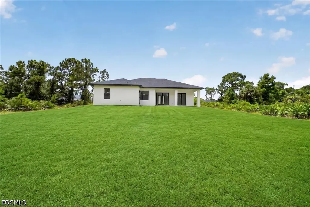 463 Zimmerman Avenue S Lehigh Acres FL 33974