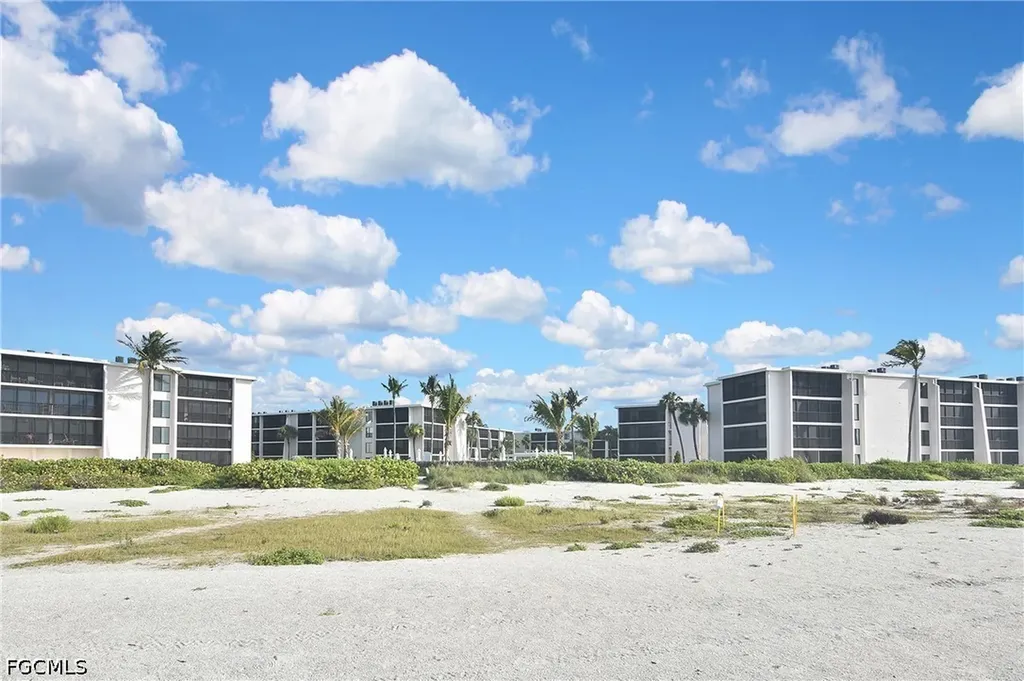 1501 Middle Gulf Drive Sanibel FL 33957