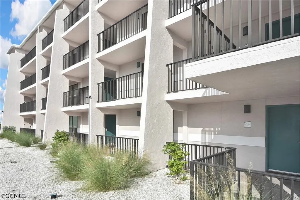 1501 Middle Gulf Drive Sanibel FL 33957
