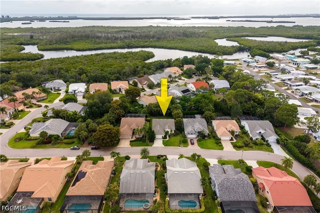 25060 Bay Cedar Drive Bonita Springs FL 34134