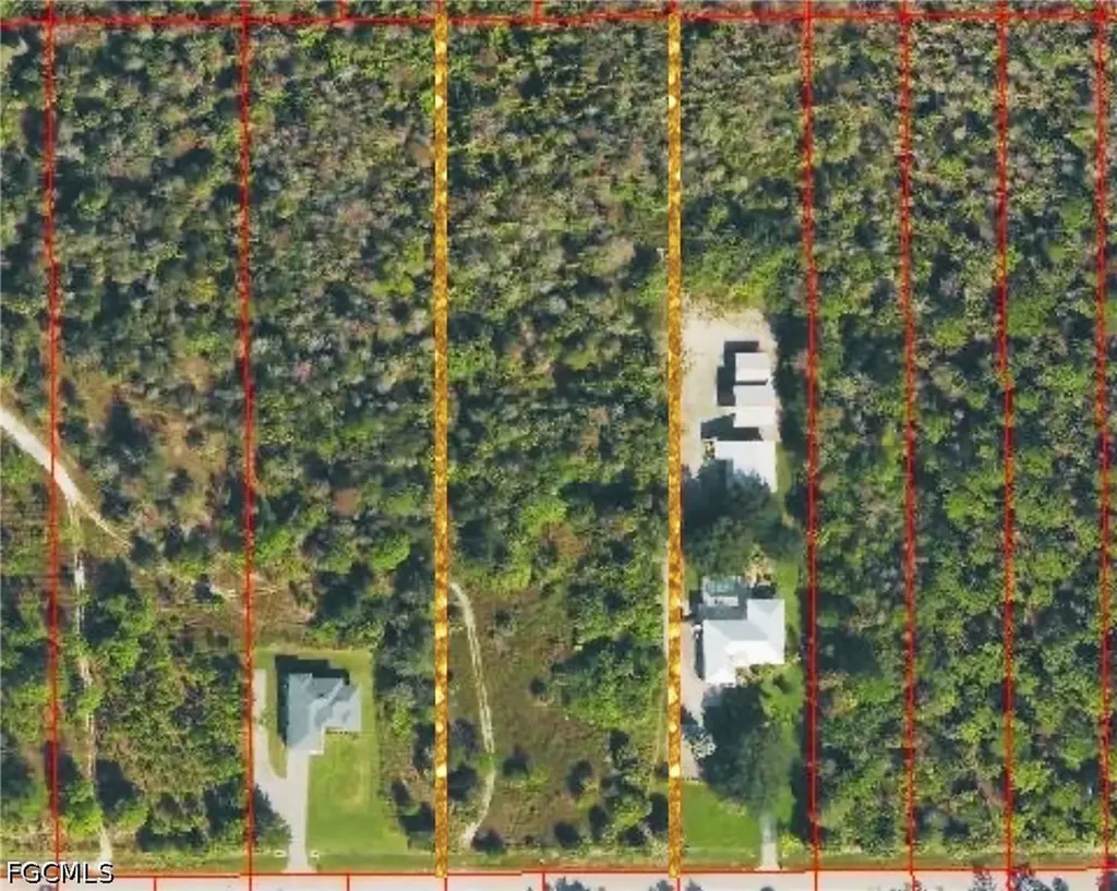 3485 35th Avenue NE Naples FL 34120