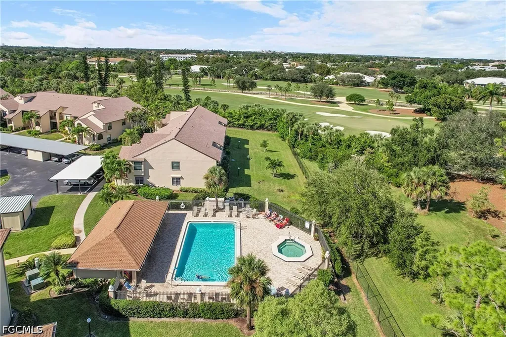 8474 Charter Club Circle Fort Myers FL 33919