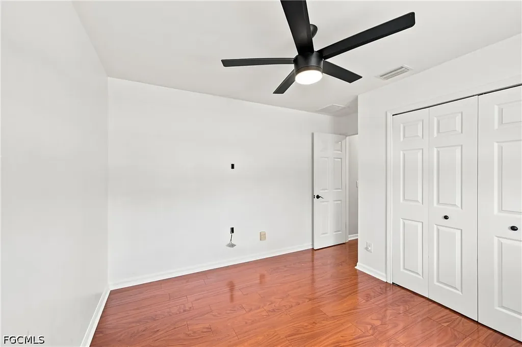 4155 NE 15th Place Cape Coral FL 33909