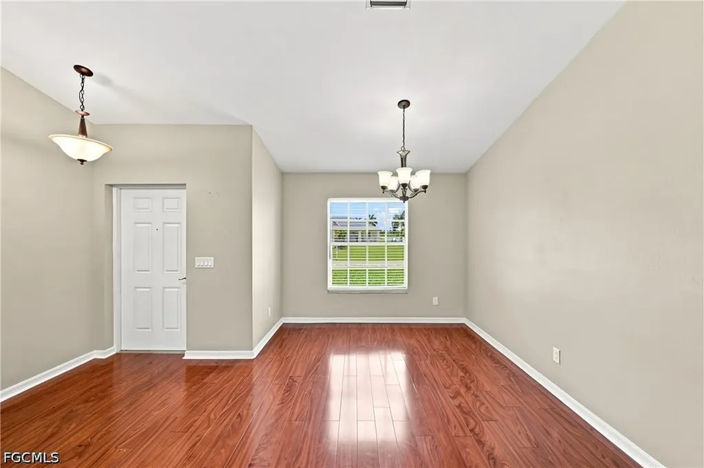 4155 NE 15th Place Cape Coral FL 33909