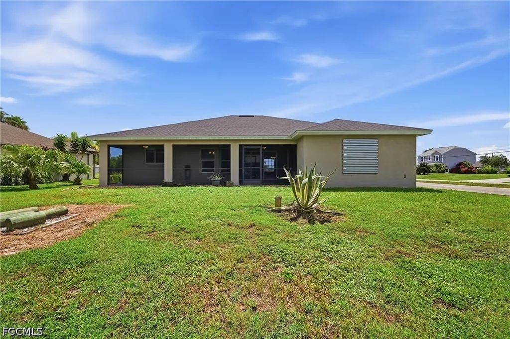 4155 NE 15th Place Cape Coral FL 33909