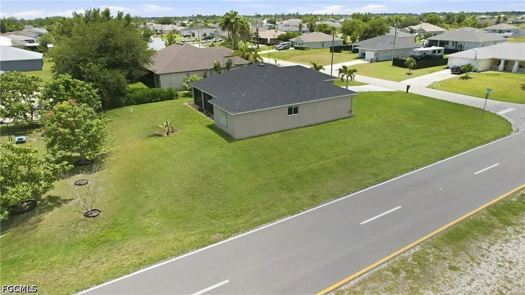 4155 NE 15th Place Cape Coral FL 33909