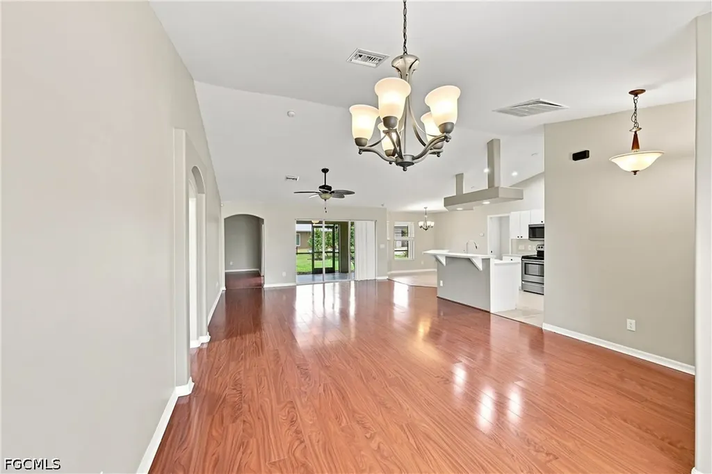 4155 NE 15th Place Cape Coral FL 33909