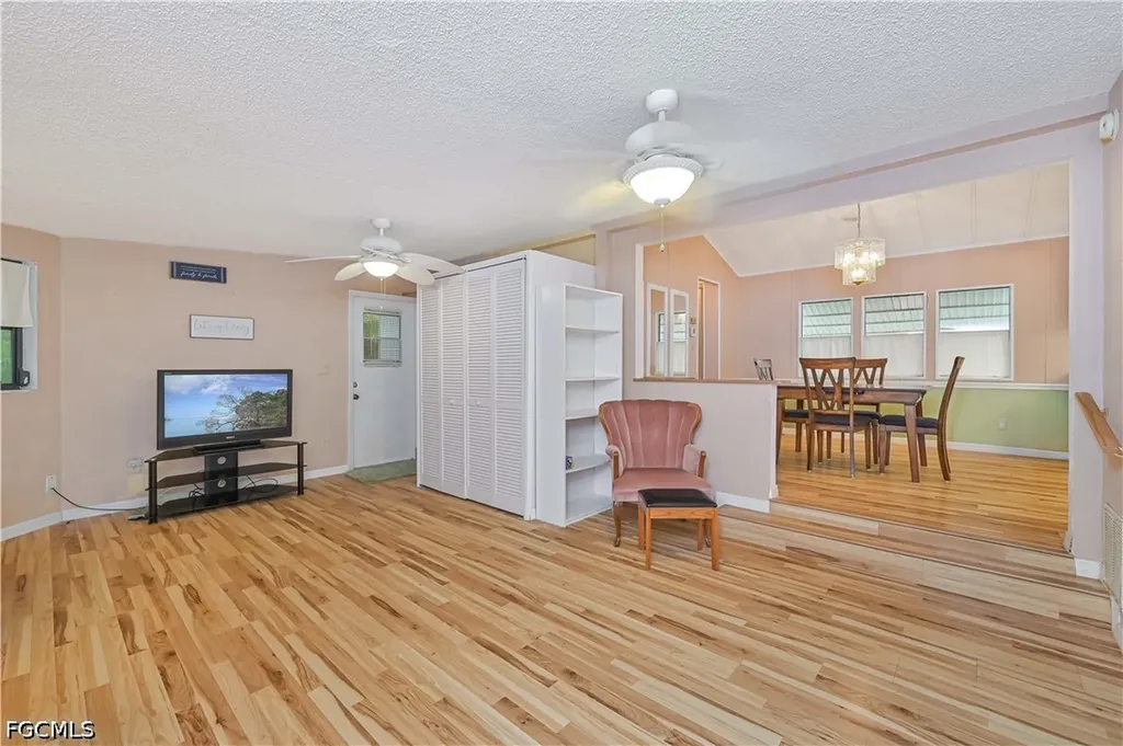 Estero FL 33928