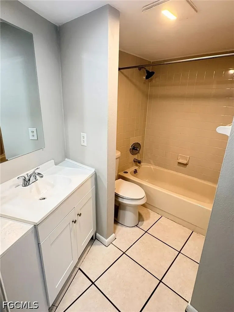 1123 SW 48th Terrace Cape Coral FL 33914