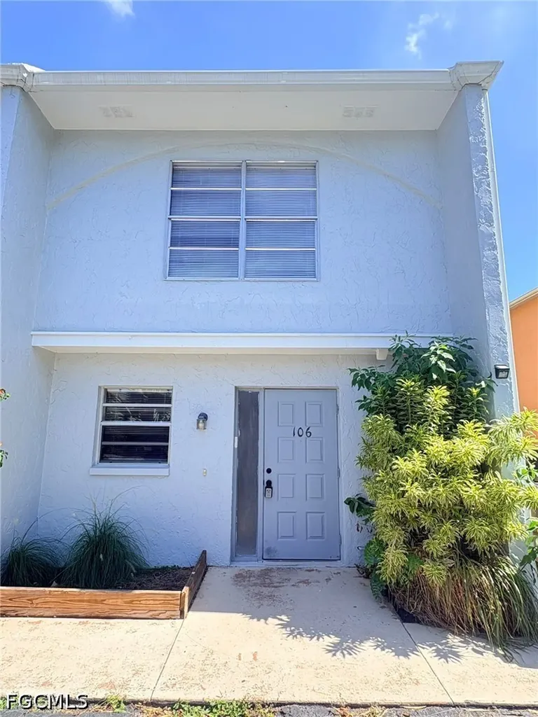 1123 SW 48th Terrace Cape Coral FL 33914