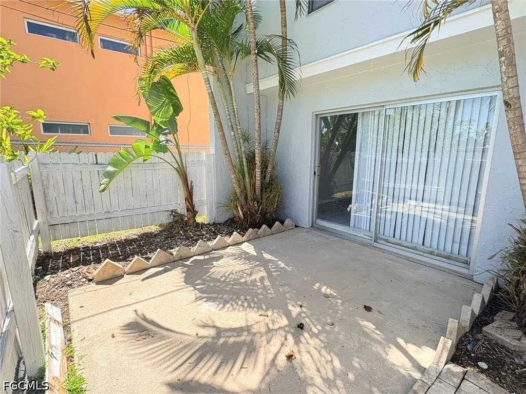 1123 SW 48th Terrace Cape Coral FL 33914