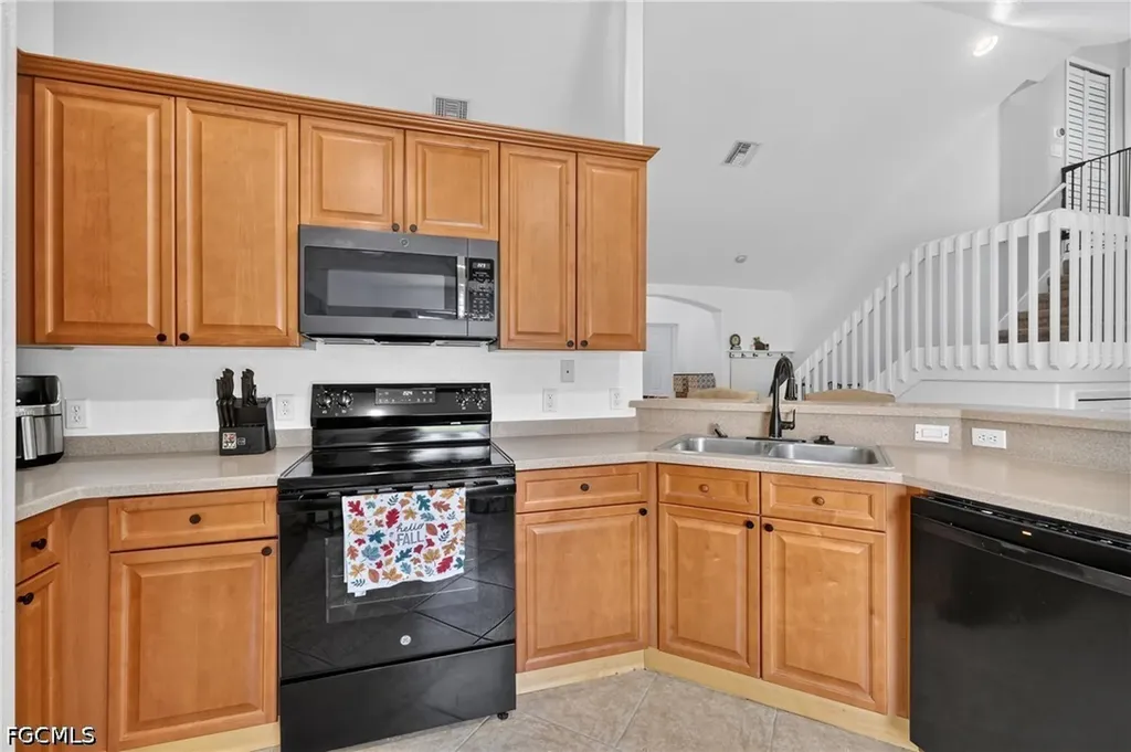 415 SE 15th Terrace Cape Coral FL 33990
