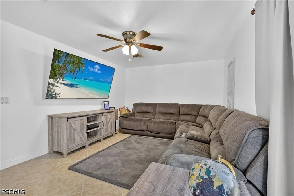 415 SE 15th Terrace Cape Coral FL 33990