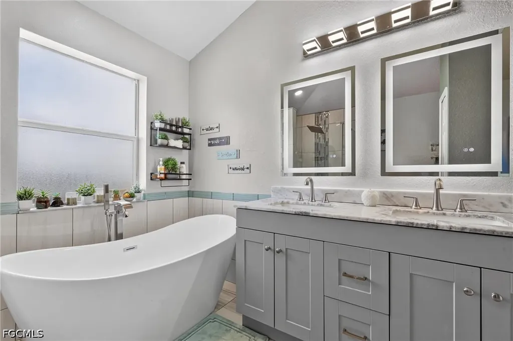 415 SE 15th Terrace Cape Coral FL 33990