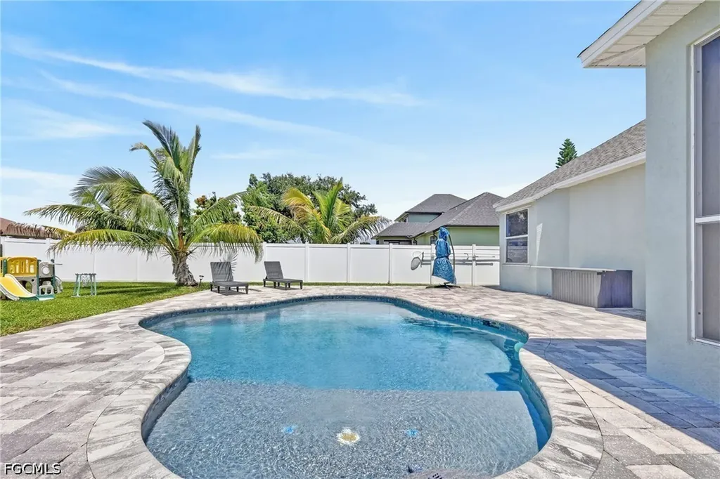 415 SE 15th Terrace Cape Coral FL 33990