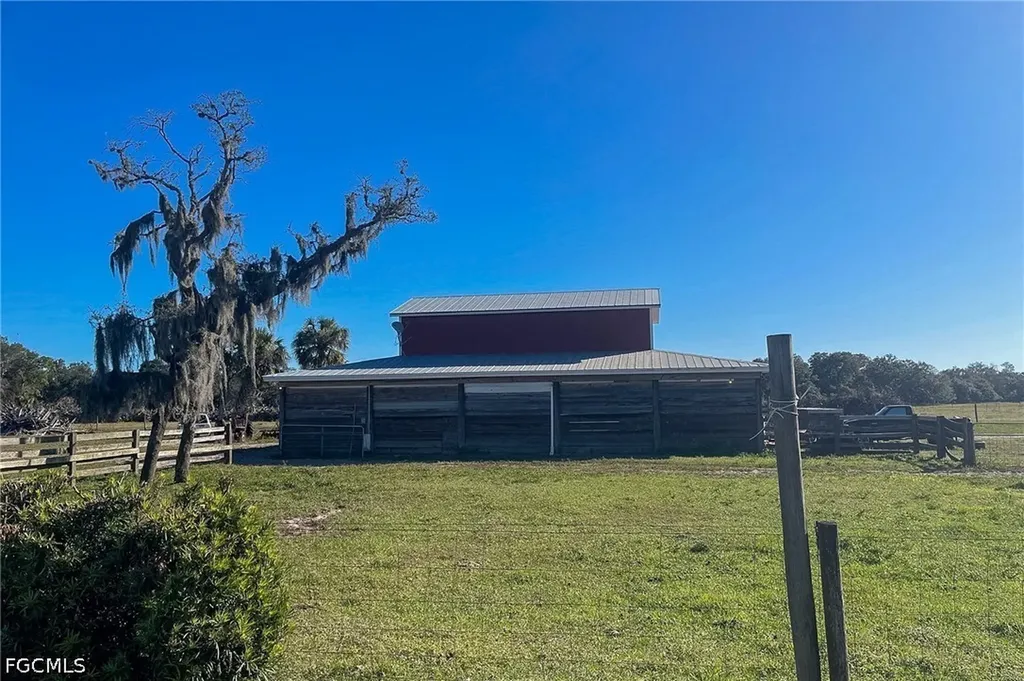 22 Ashe Street Alva FL 33920