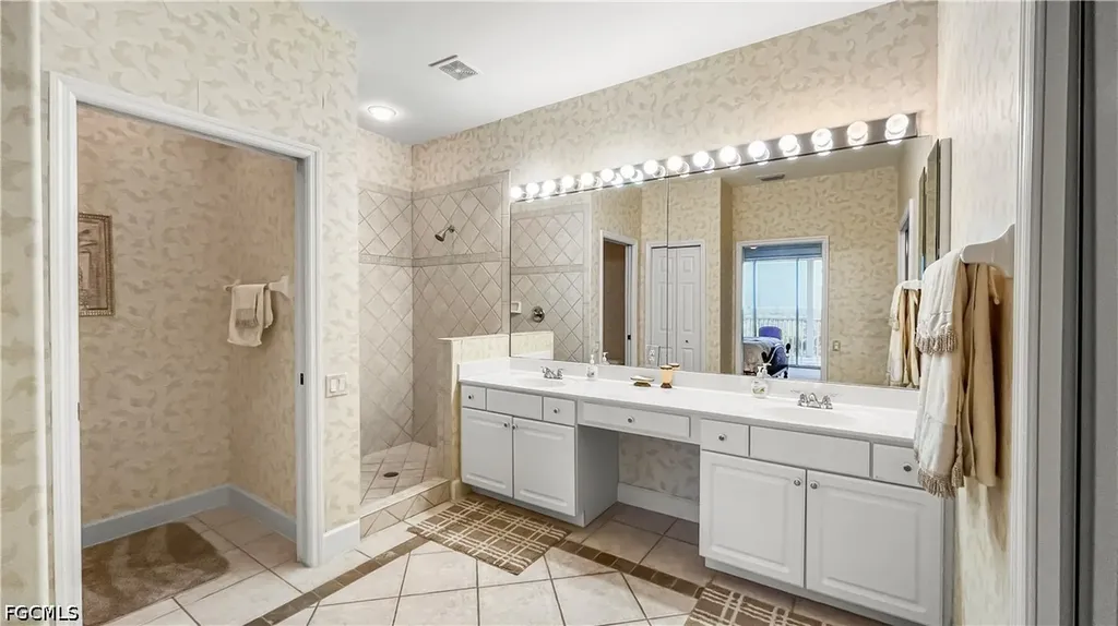 9121 S Southmont Cove Fort Myers FL 33908