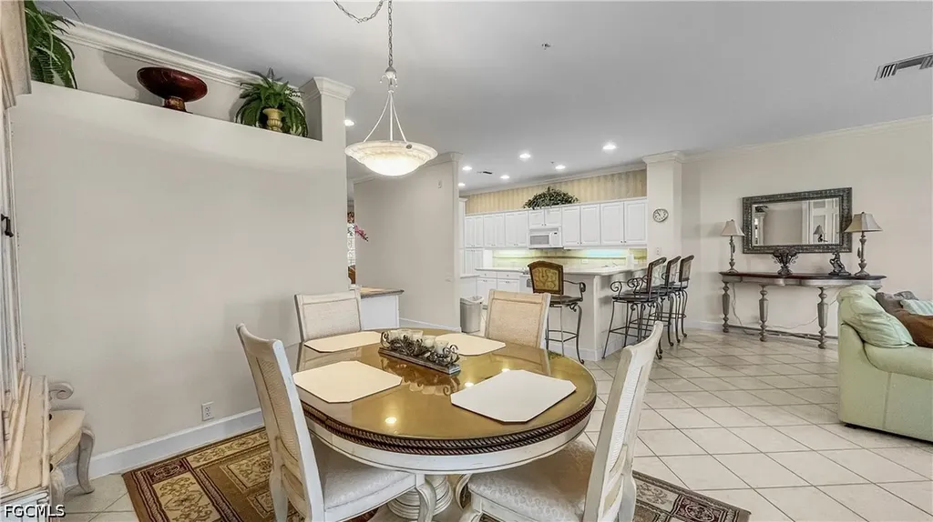 9121 S Southmont Cove Fort Myers FL 33908