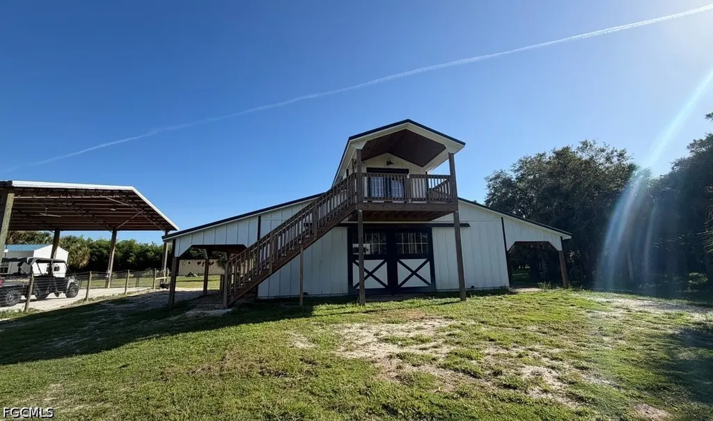 20301 Langford Road Alva FL 33920