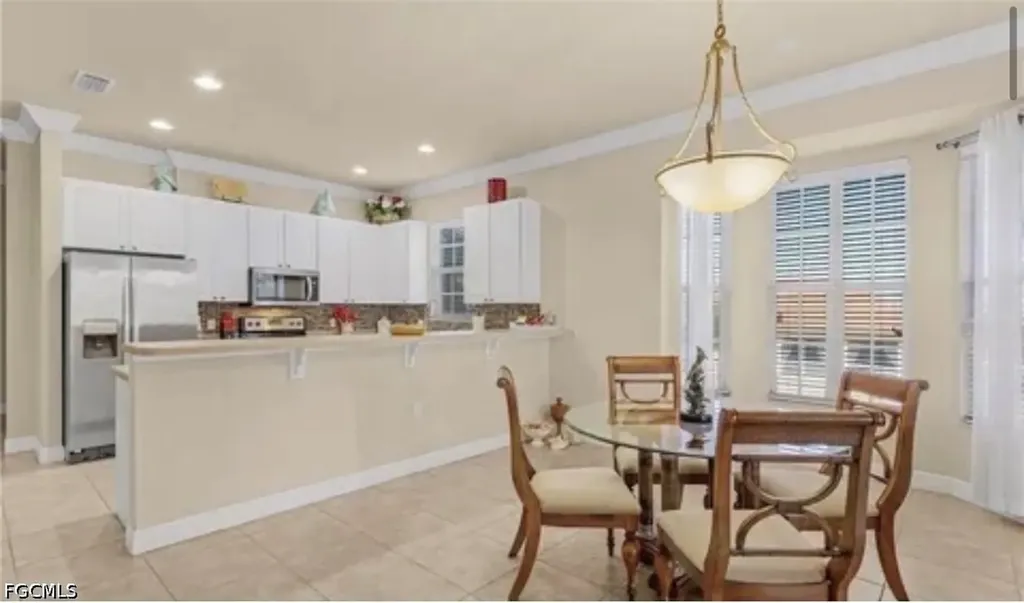 4235 SE 20th Place Cape Coral FL 33904