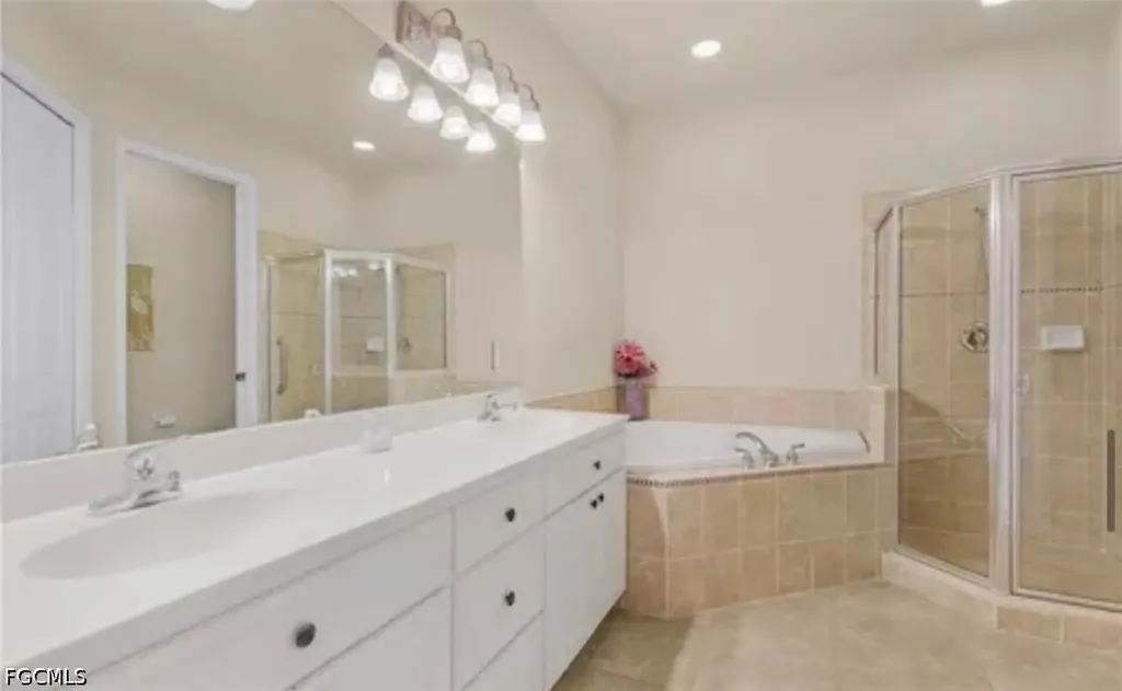 4235 SE 20th Place Cape Coral FL 33904