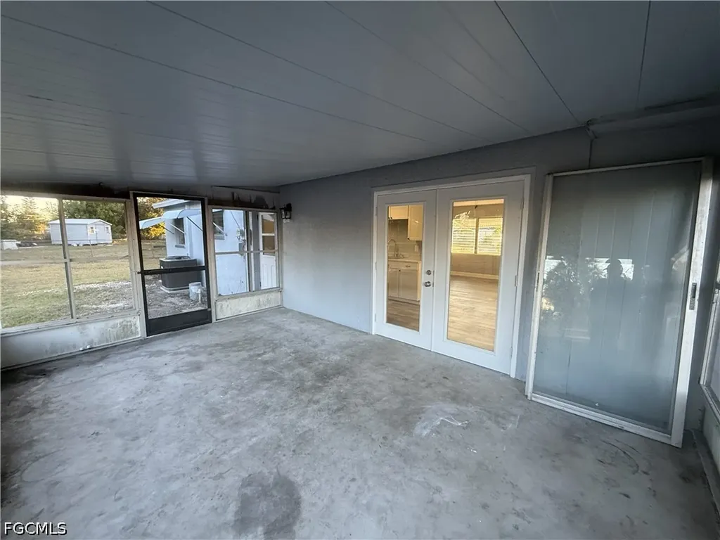 1129 Cherokee Avenue Lehigh Acres FL 33936
