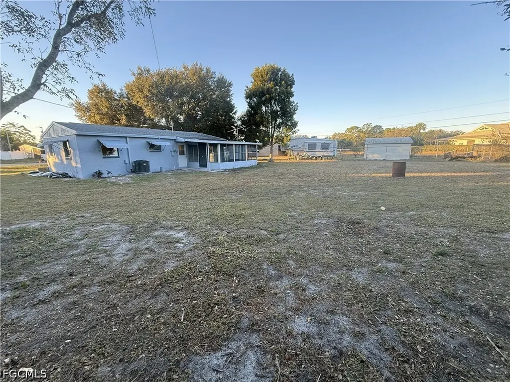 1129 Cherokee Avenue Lehigh Acres FL 33936