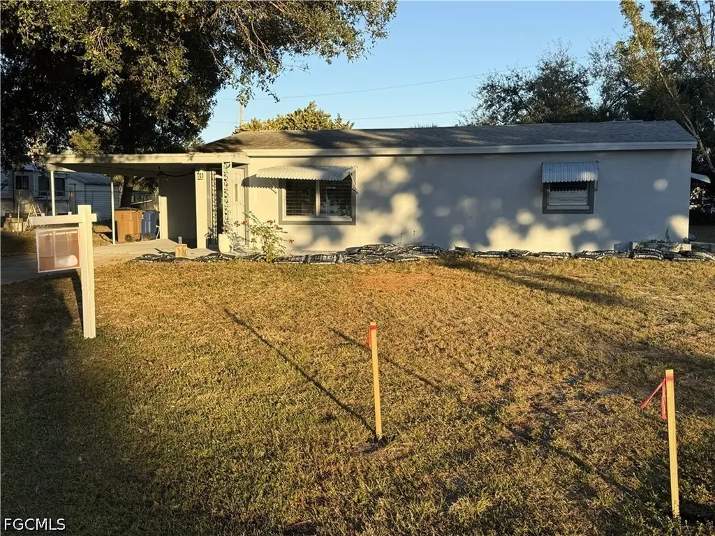 1129 Cherokee Avenue Lehigh Acres FL 33936