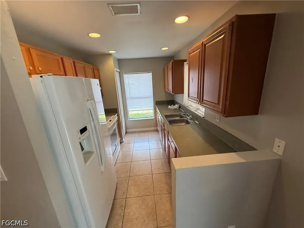 4427 29th Street SW Lehigh Acres FL 33973