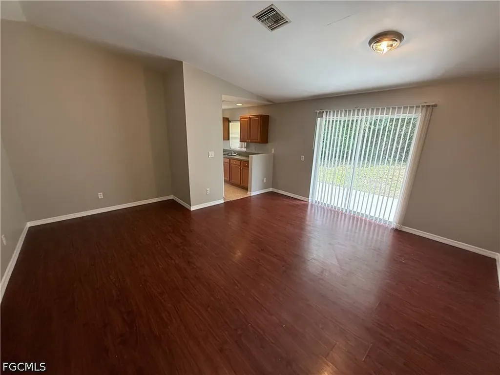 4427 29th Street SW Lehigh Acres FL 33973