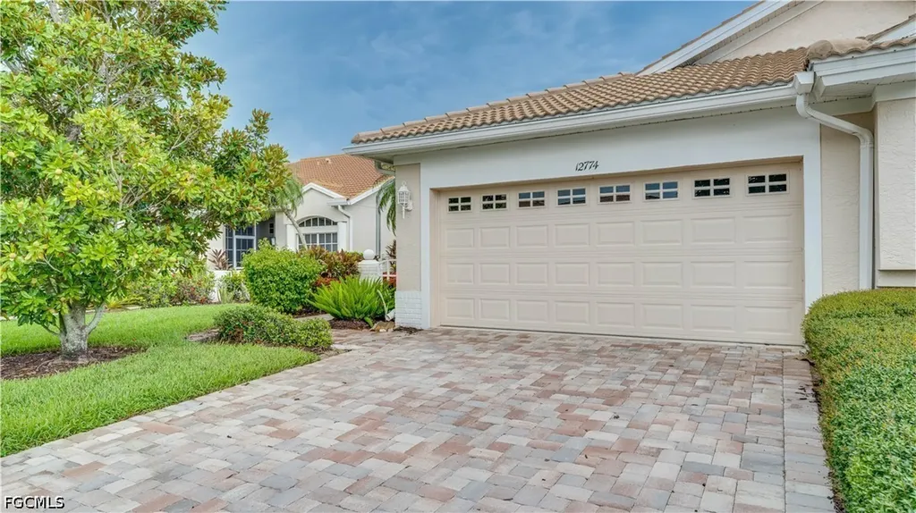 12774 Devonshire Lakes Circle Fort Myers FL 33913