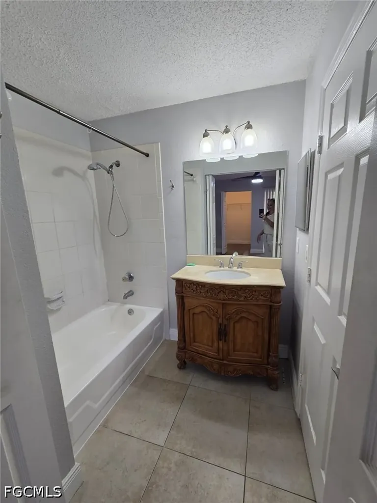 12591 Equestrian Circle Fort Myers FL 33907