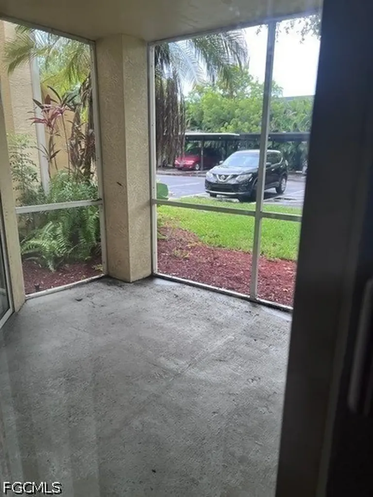 12591 Equestrian Circle Fort Myers FL 33907