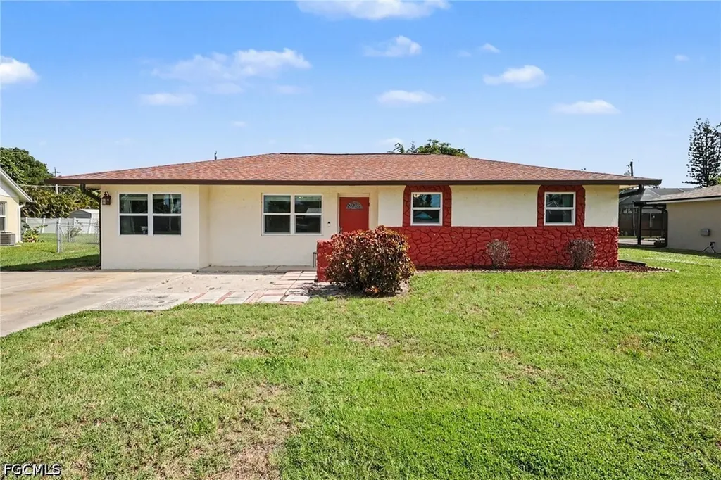 Fort Myers FL, 5411 Loyola Lane
