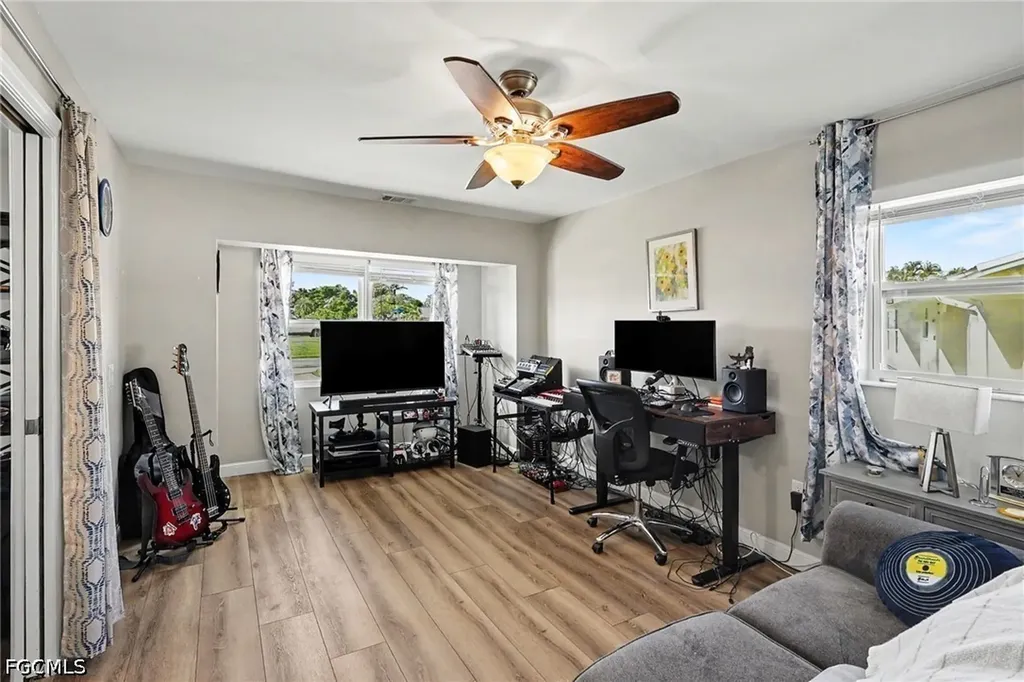 5411 Loyola Lane Fort Myers FL 33908