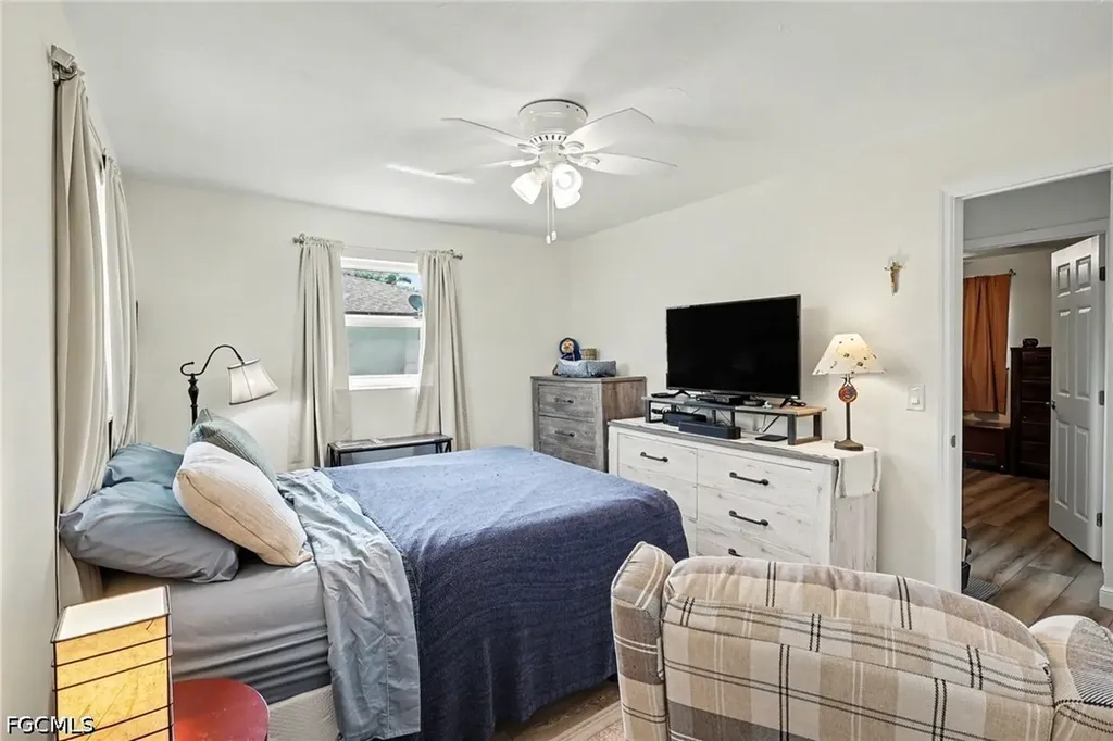 5411 Loyola Lane Fort Myers FL 33908