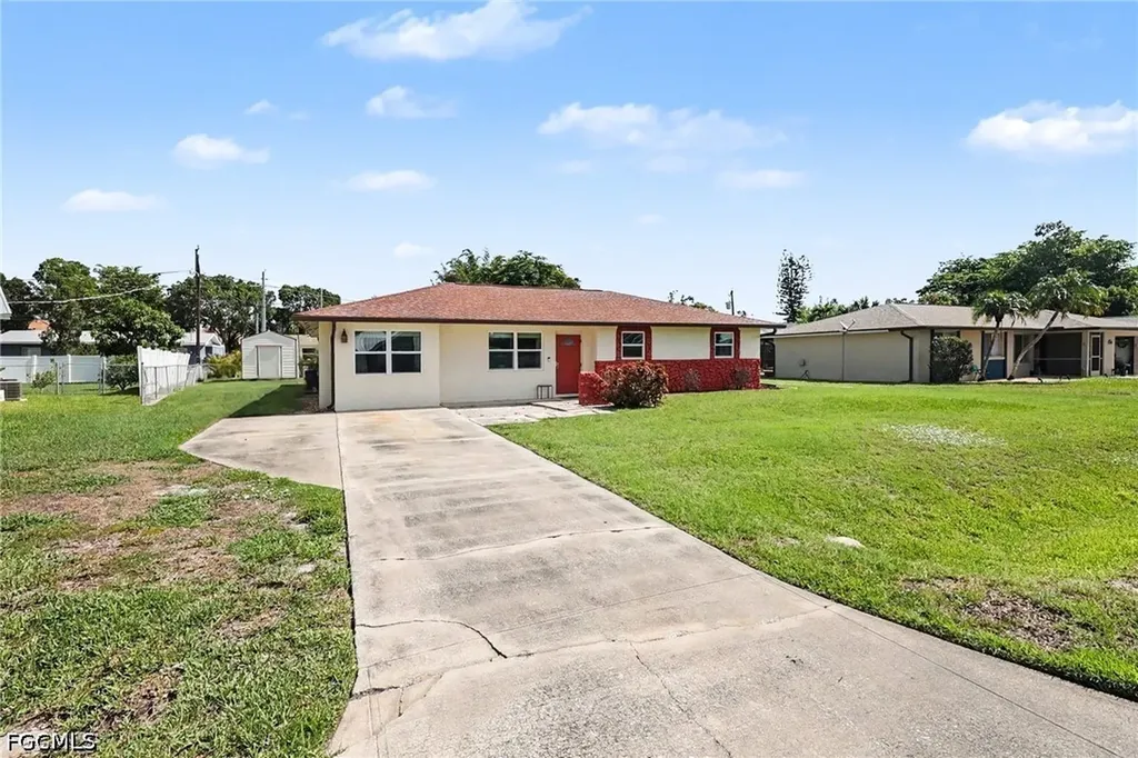 5411 Loyola Lane Fort Myers FL 33908