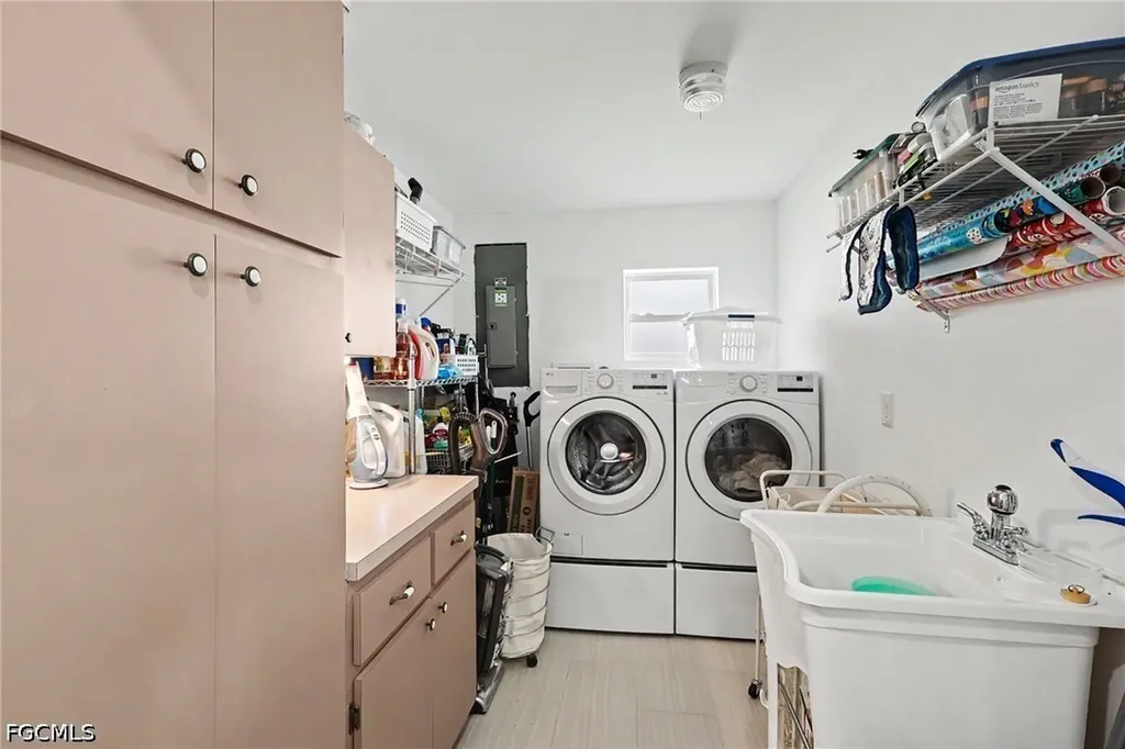 5411 Loyola Lane Fort Myers FL 33908