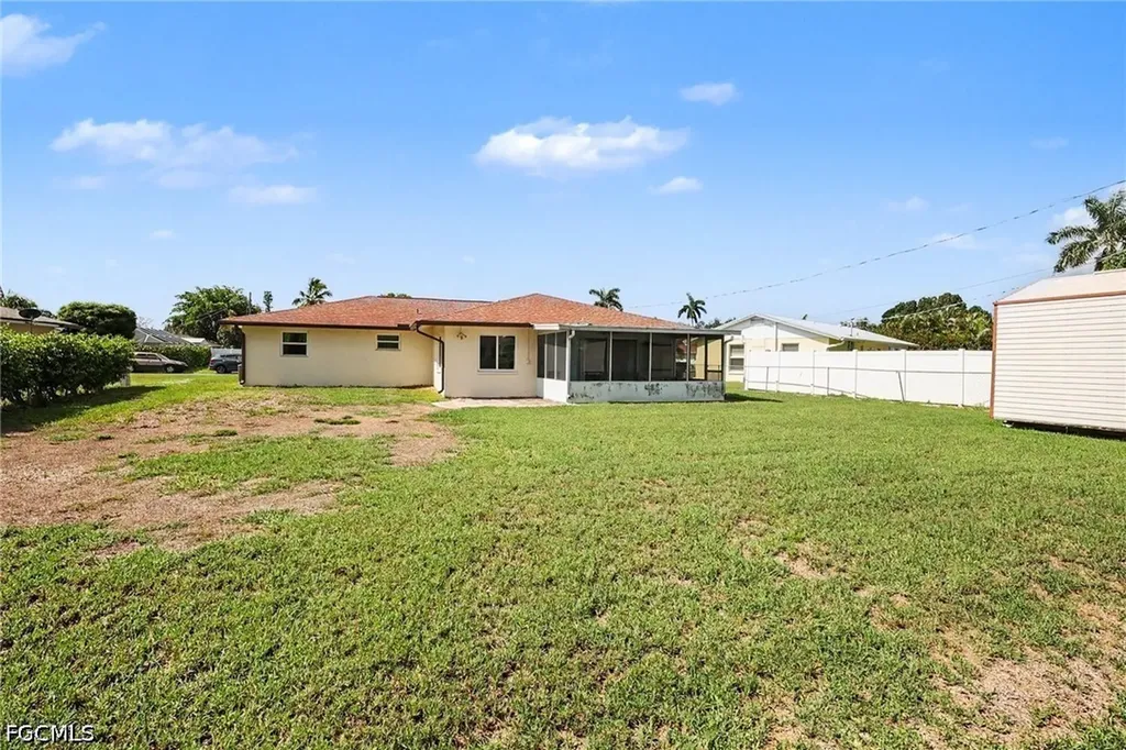 5411 Loyola Lane Fort Myers FL 33908